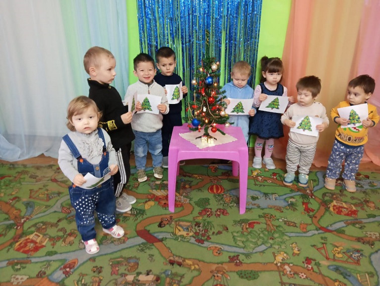 День рождения елочки.
