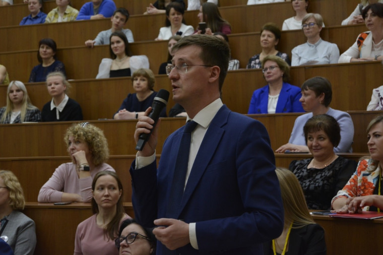 Сергей Кравцов: «Россия славится своими педагогическими династиями».