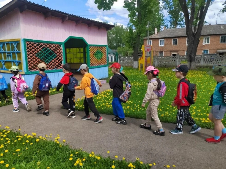 Слет туристят -дошколят.