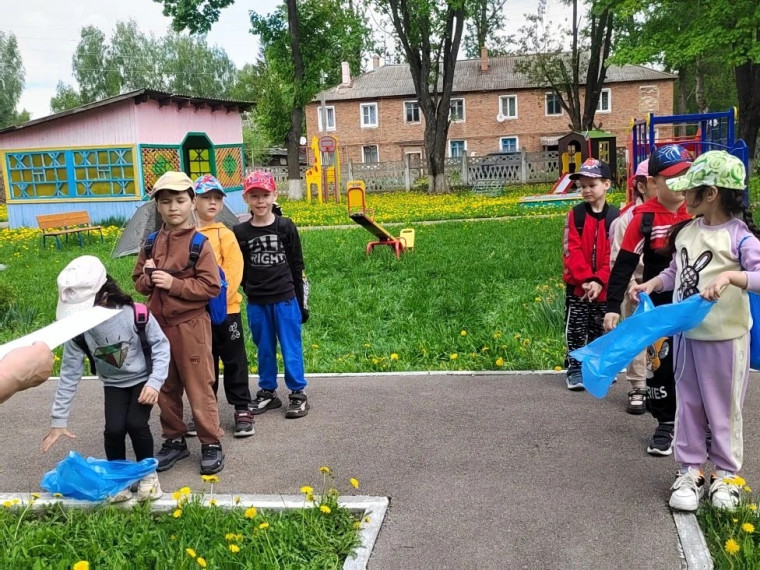 Слет туристят -дошколят.