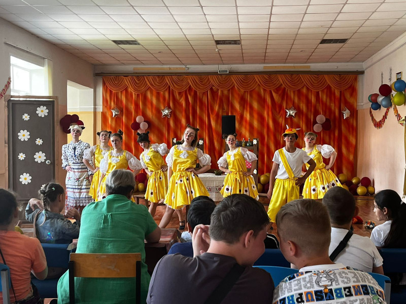 Спектакль "Волк и семеро козлят".